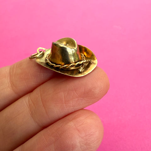 RARE VINTAGE 1960s RUSTIC 9ct COWBOY HAT CHARM