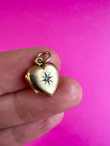 *RESERVED* ANTIQUE VICTORIAN DIAMOND PASTE 9CT FRONT AND BACK STAR LOCKET