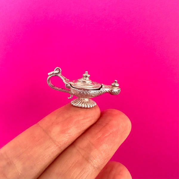 SILVER VINTAGE LUCKY GENIE LAMP WITH SLEEPING GENIE CHARM