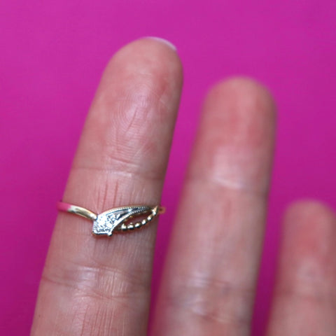 VINTAGE 9CT 1985 DIAMOND SNAKE RING - SIZE P 1/2