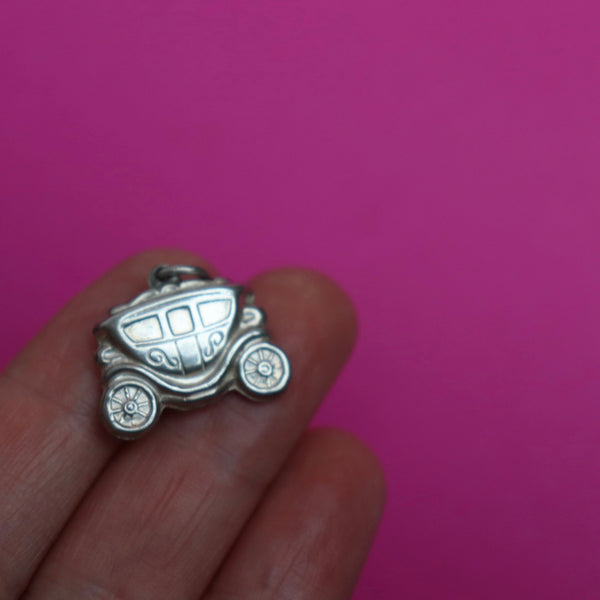 1950s SILVER VINTAGE WEDDING CARRIAGE CHARM