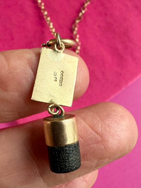 1960 9CT GOLD + EBONY VINTAGE TOUCH WOOD TALISMAN CHARM