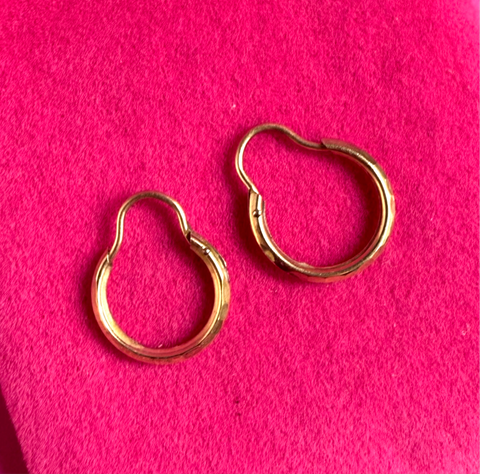 SMALL VINTAGE DROPPED 9CT DISCO HOOPS