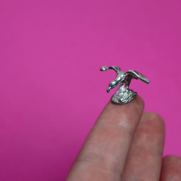 SILVER VINTAGE EAGLE CHARM PENDANT
