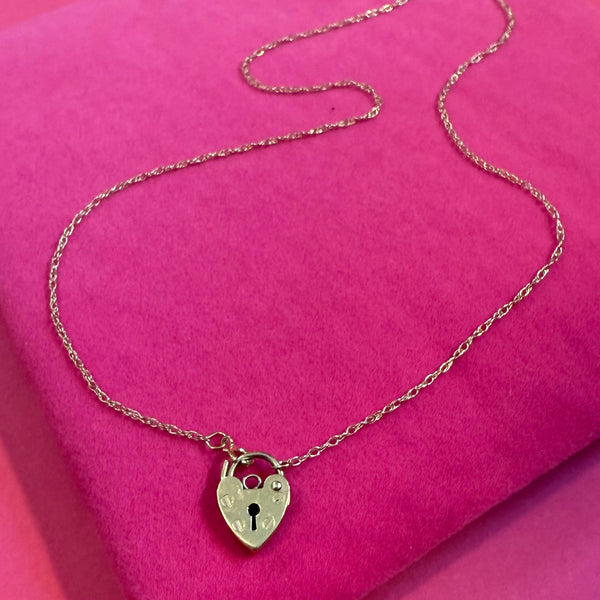 1985 - TEENY VINTAGE 9CT GOLD PADLOCK