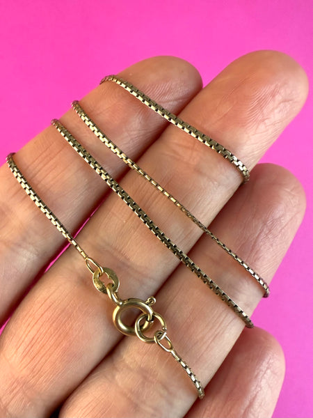 VINTAGE 9ct SNAKE CHAIN