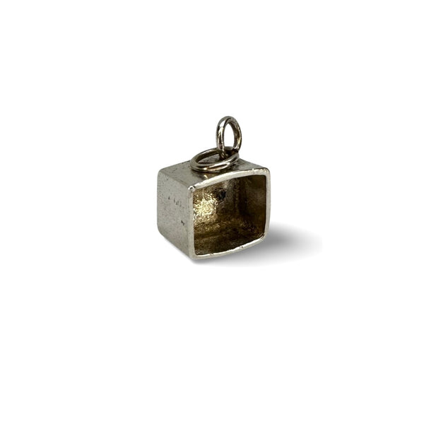 VINTAGE RETRO TELEVISION CHARM