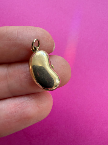 ANTIQUE 9CT VICTORIAN BEAN CHARM