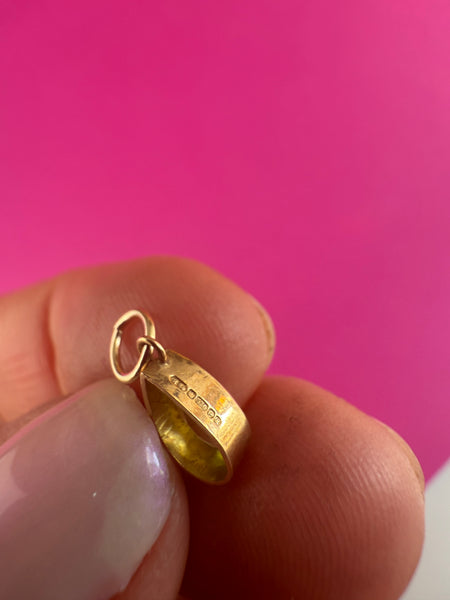 1986 9CT GOLD VINTAGE PERIDOT DROP CHARM