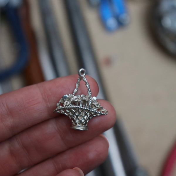 1950s SILVER VINTAGE LARGE BASKET OF FLOWERS CHARM PENDANT