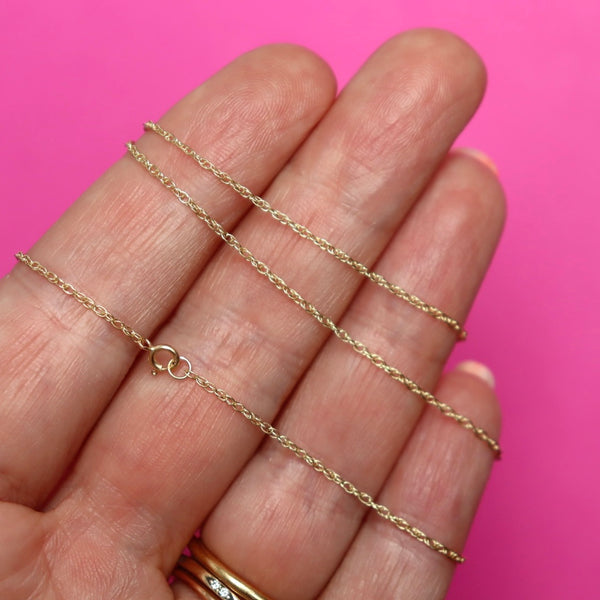 VINTAGE 9ct FINE TWISTED ROPE CHAIN - 18 inches