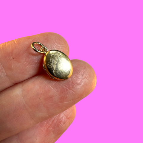 VINTAGE 9ct TEENY LOCKET BEAN CHARM 1993