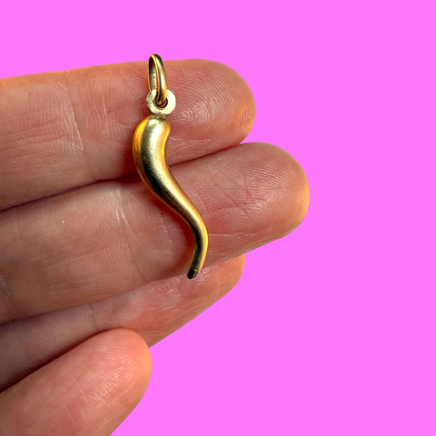 VINTAGE 9ct ITALIAN UNOAERRE HORN OF PLENTY CHARM