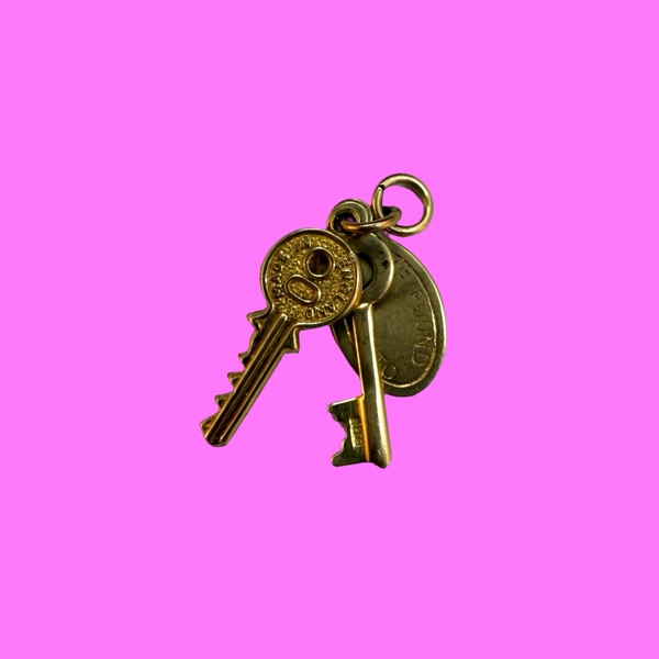 VINTAGE 9CT IF LOST PLEASE RETURN KEYS CHARM