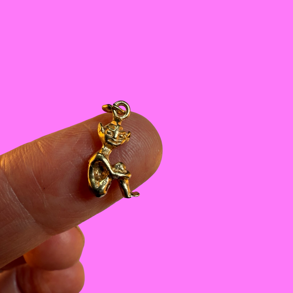 VINTAGE 9ct LUCKY PIXIE CHARM 1973